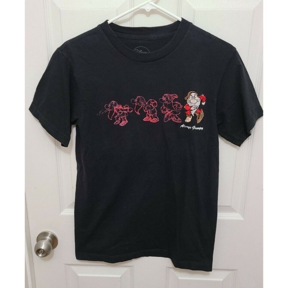 Disney Mens Short Sleeve T‎ Shirt "Always Grumpy" Graphic Embroidered Size Small